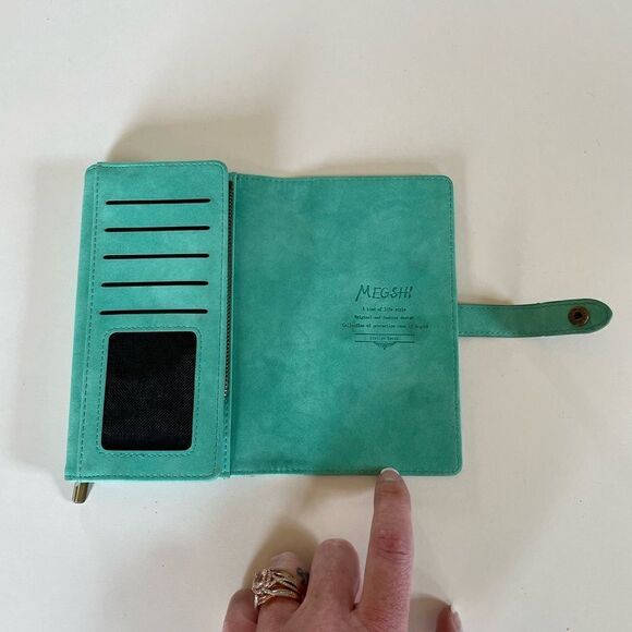 Pre-Owed Megshi Teal Wallet Large Enough to Hold a Phone - Picture 4 of 6